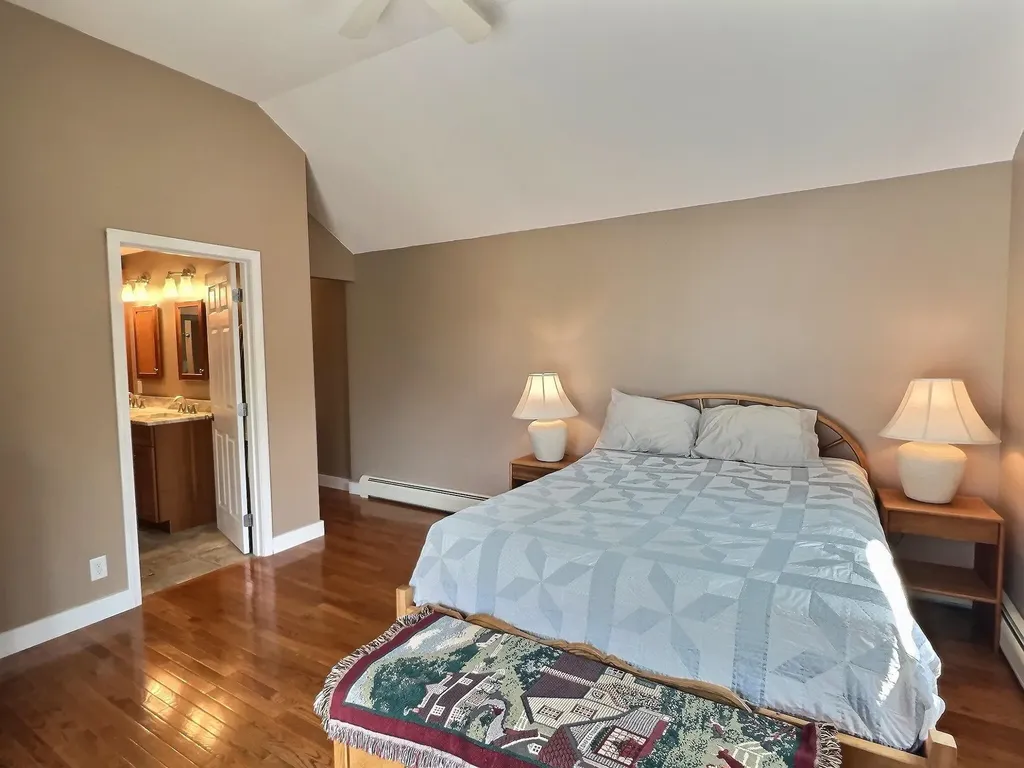85 Farwell Lane New London NH 03257