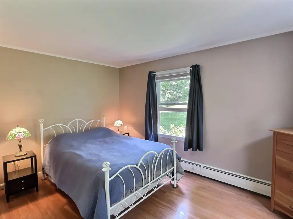 85 Farwell Lane New London NH 03257
