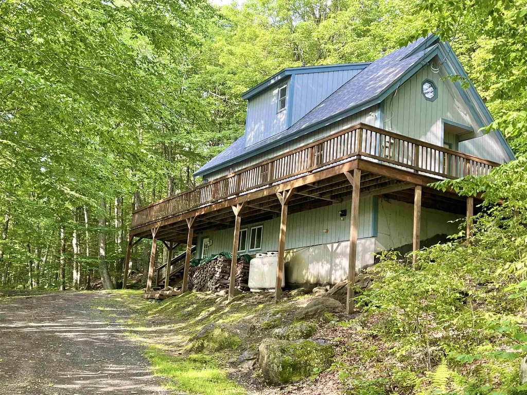52 Big Bend Loop Wilmington VT 05363