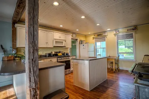 77 Weinreich Road Concord VT 05824
