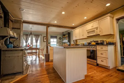 77 Weinreich Road Concord VT 05824