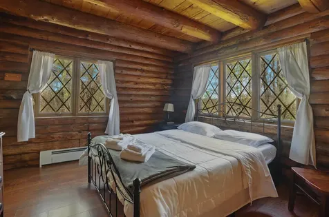 11 Pony Farm Lane Temple NH 03084