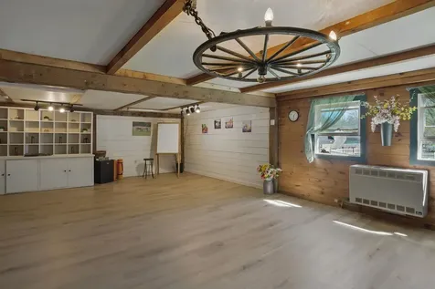 11 Pony Farm Lane Temple NH 03084