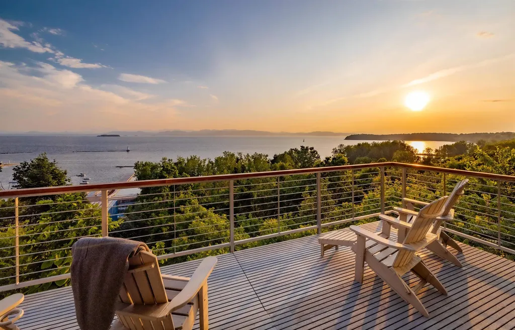 11 Lakeview Terrace Burlington VT 05401