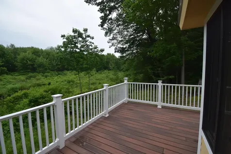 22 Cheney Road Kingston NH 03848