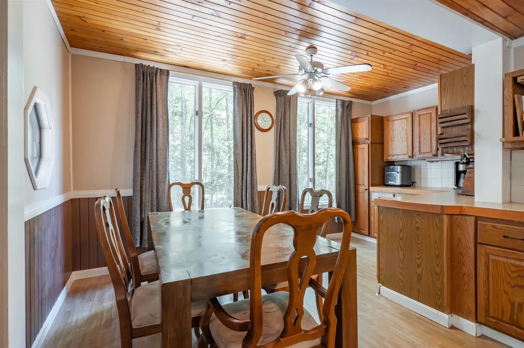 9 Seaverns Bridge Road Merrimack NH 03054