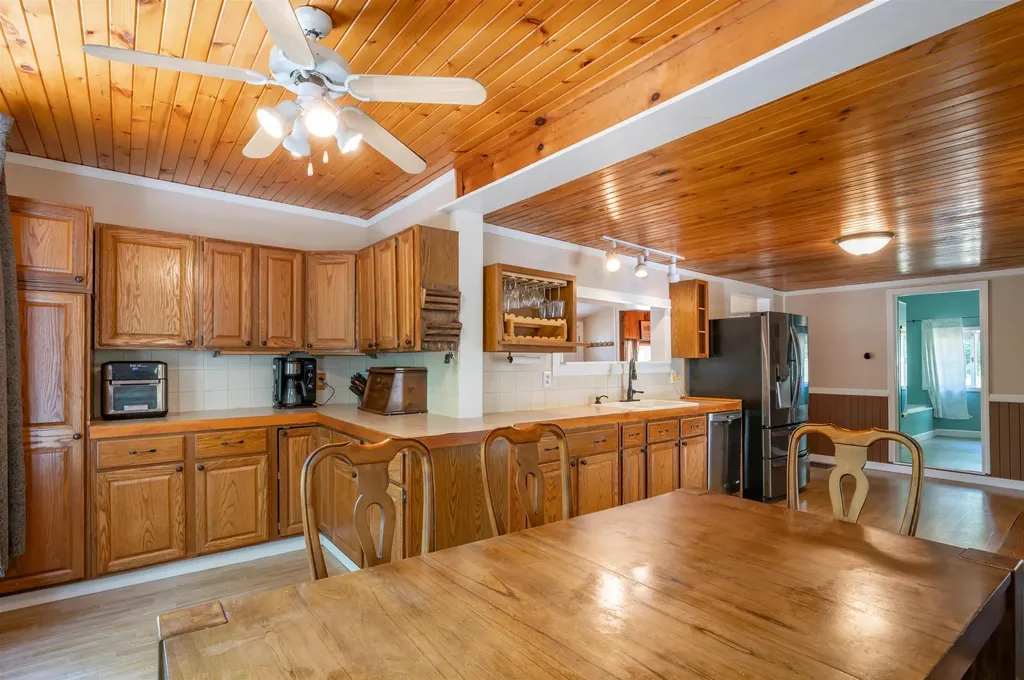 9 Seaverns Bridge Road Merrimack NH 03054