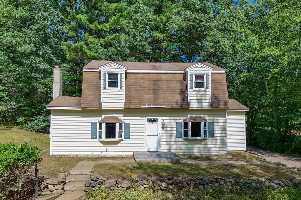 9 Seaverns Bridge Road Merrimack NH 03054