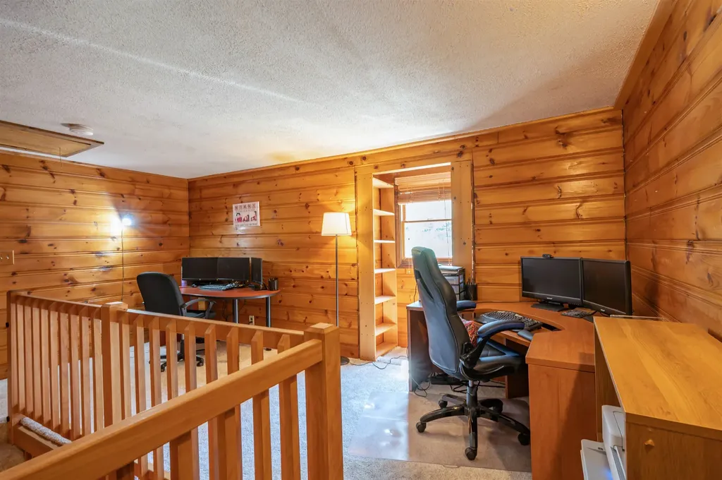 9 Seaverns Bridge Road Merrimack NH 03054