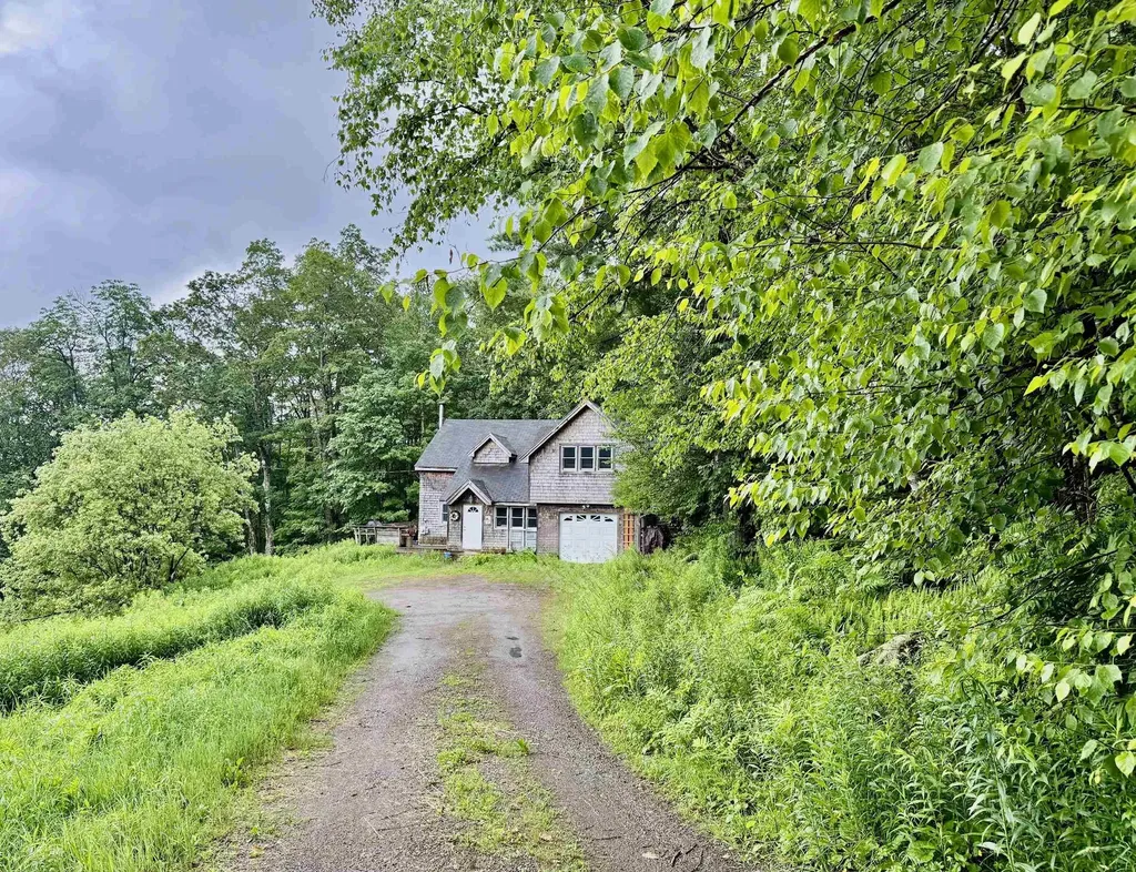 9 Cooper Hill Road Dover VT 05356