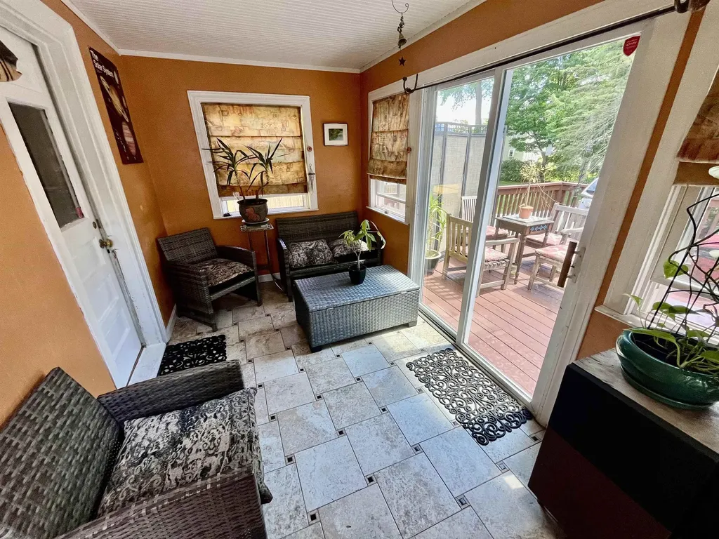 747 Hanover Street Manchester NH 03104