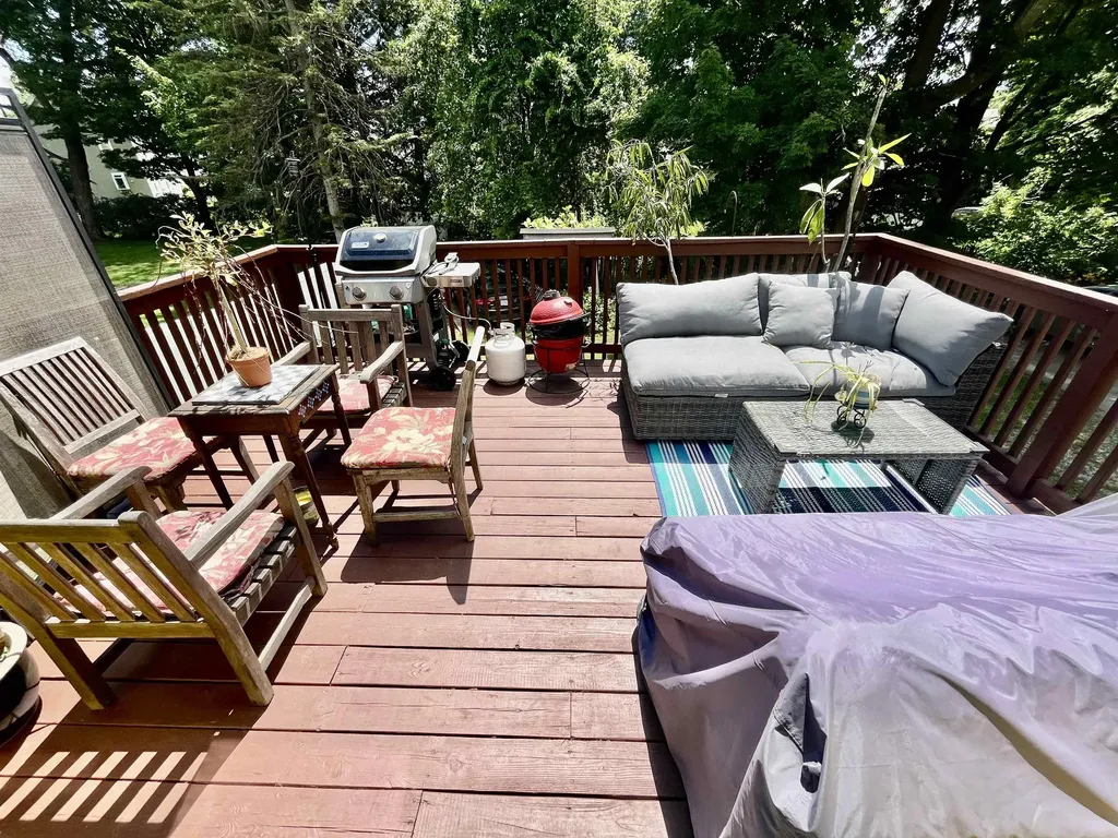 747 Hanover Street Manchester NH 03104