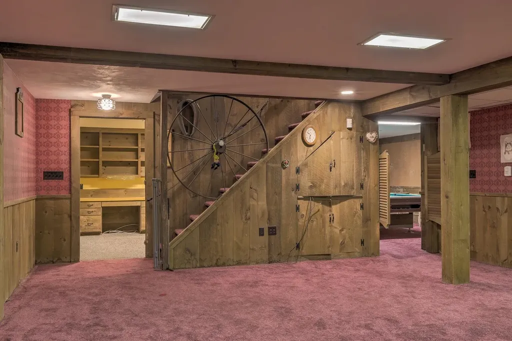 23 Meetinghouse Lane Brattleboro VT 05301