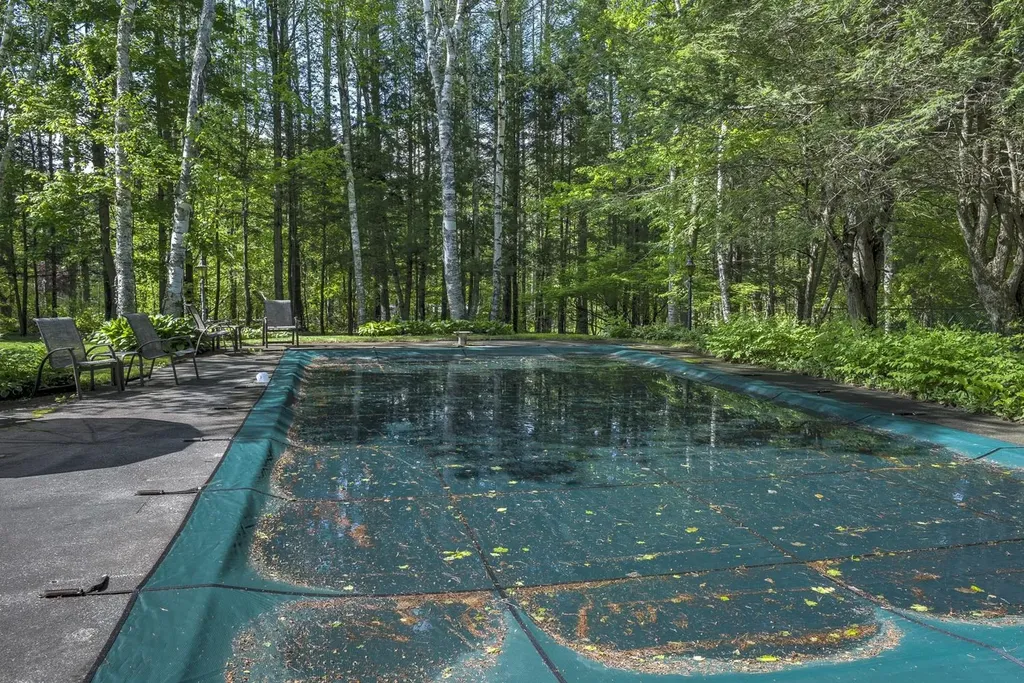 23 Meetinghouse Lane Brattleboro VT 05301