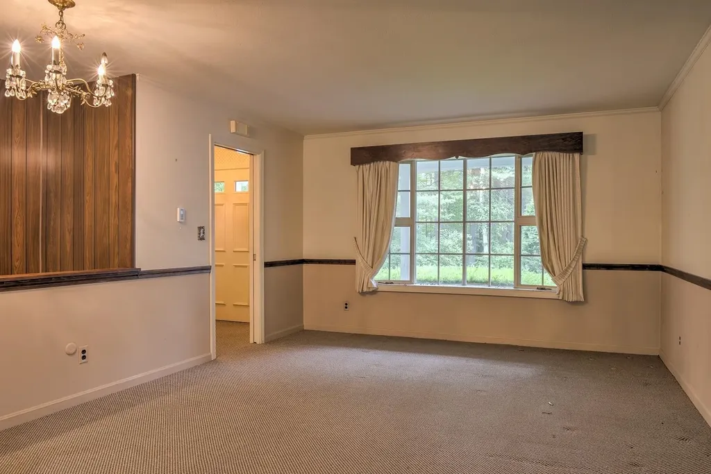 23 Meetinghouse Lane Brattleboro VT 05301