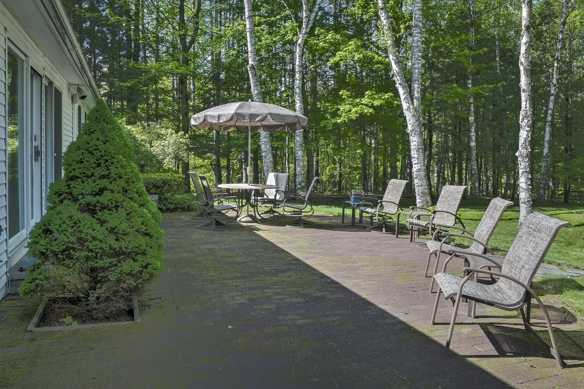 23 Meetinghouse Lane Brattleboro VT 05301