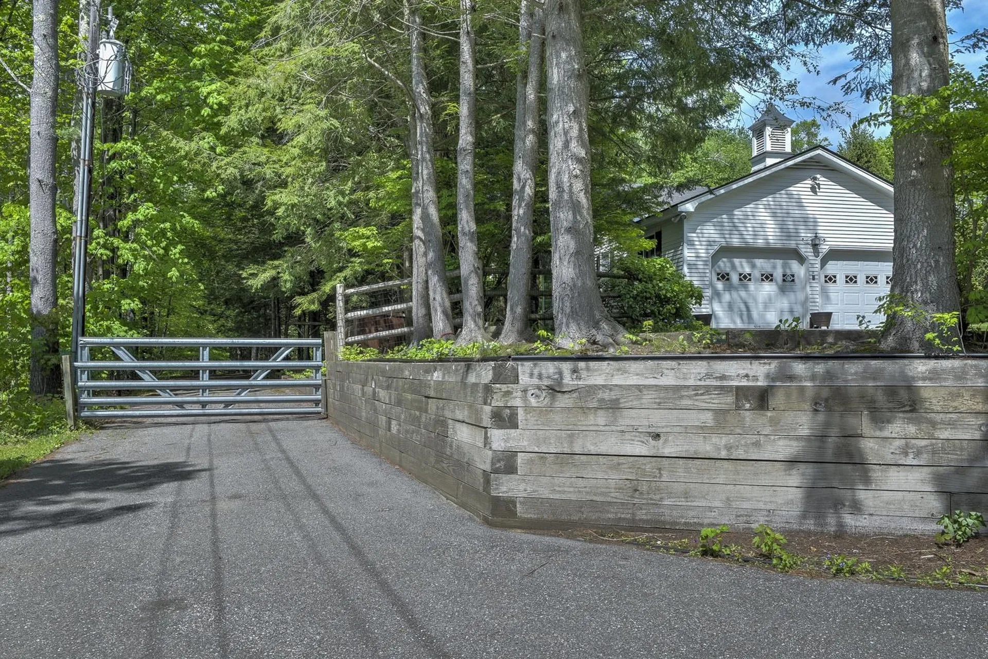 23 Meetinghouse Lane Brattleboro VT 05301