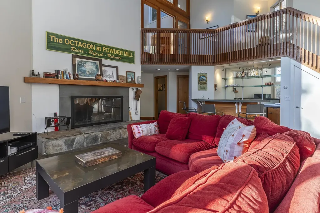 389 Howard Hill Road Londonderry VT 05148