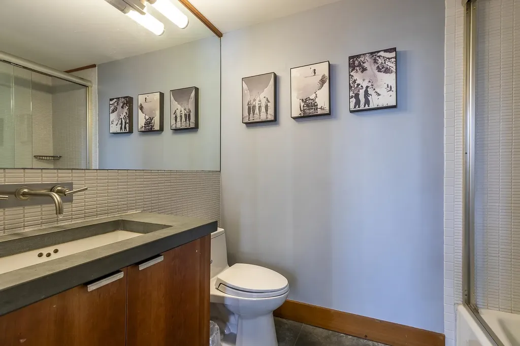 389 Howard Hill Road Londonderry VT 05148