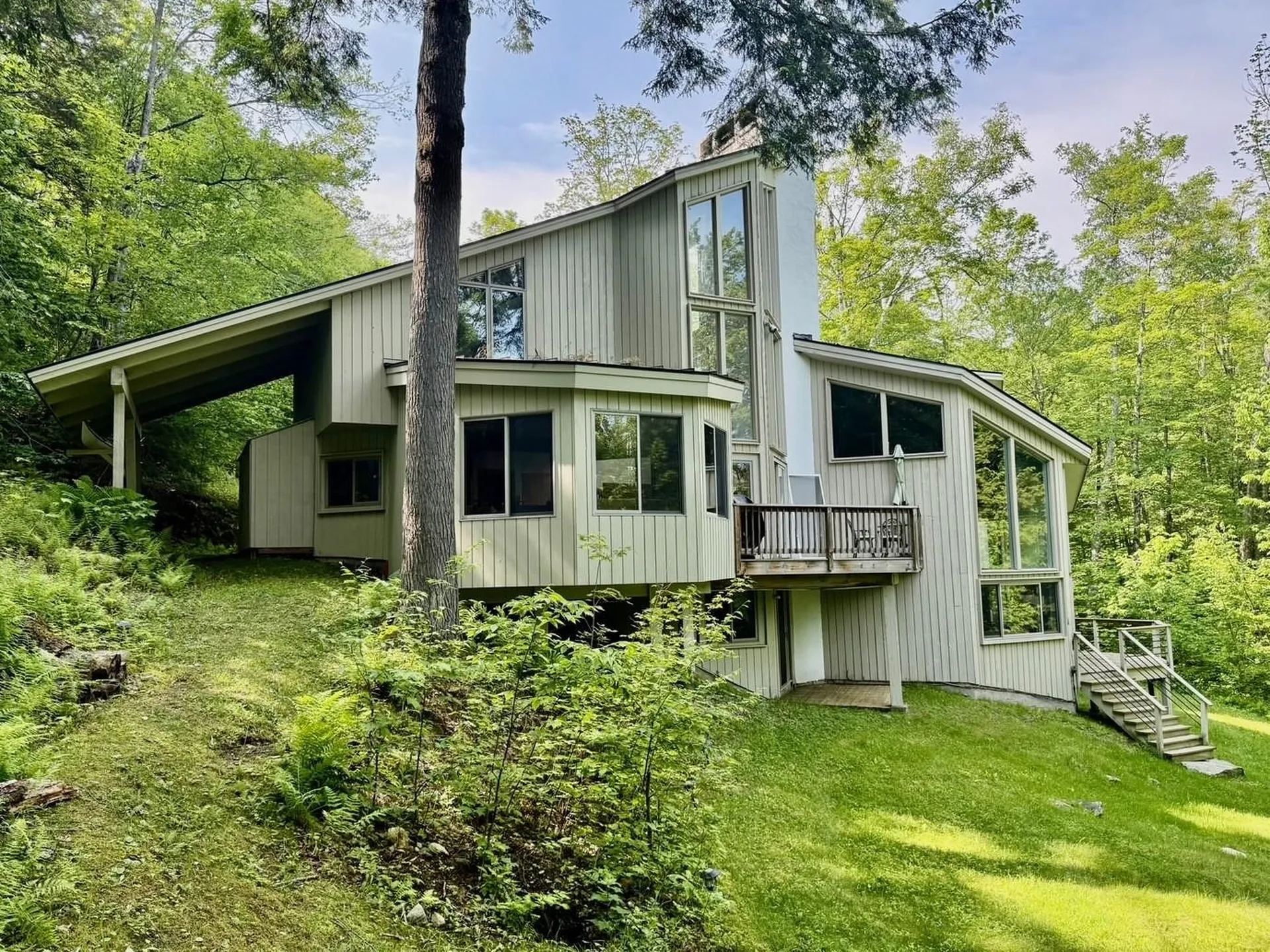 389 Howard Hill Road Londonderry VT 05148