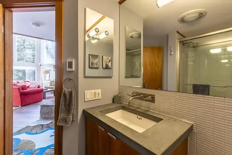 389 Howard Hill Road Londonderry VT 05148