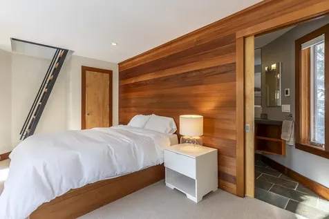 389 Howard Hill Road Londonderry VT 05148