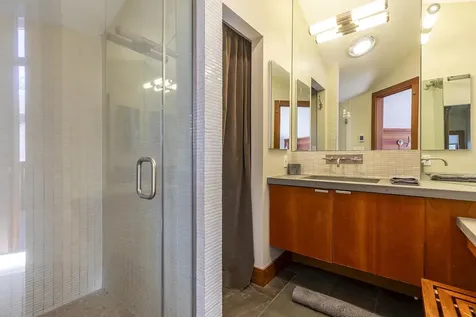 389 Howard Hill Road Londonderry VT 05148