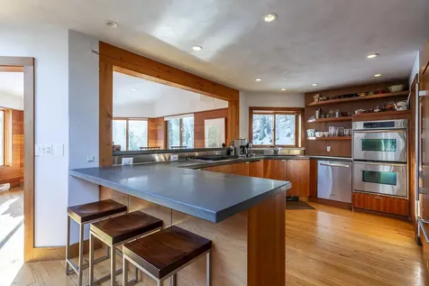 389 Howard Hill Road Londonderry VT 05148