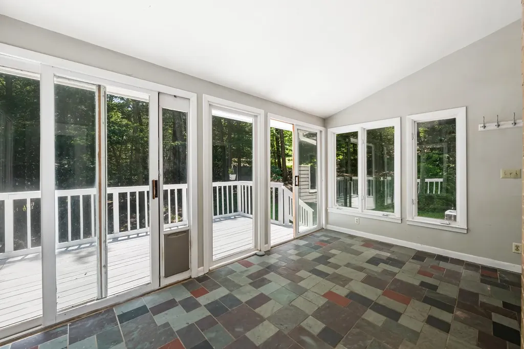 34 Pleasant Hill Road Deerfield NH 03037