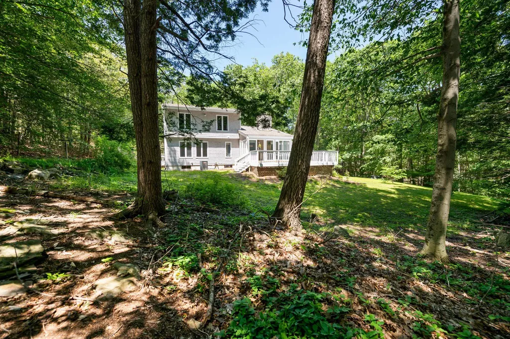 34 Pleasant Hill Road Deerfield NH 03037