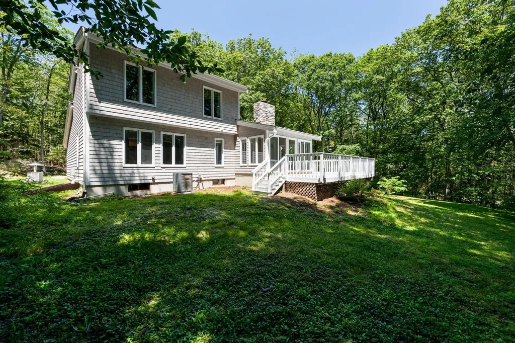 34 Pleasant Hill Road Deerfield NH 03037