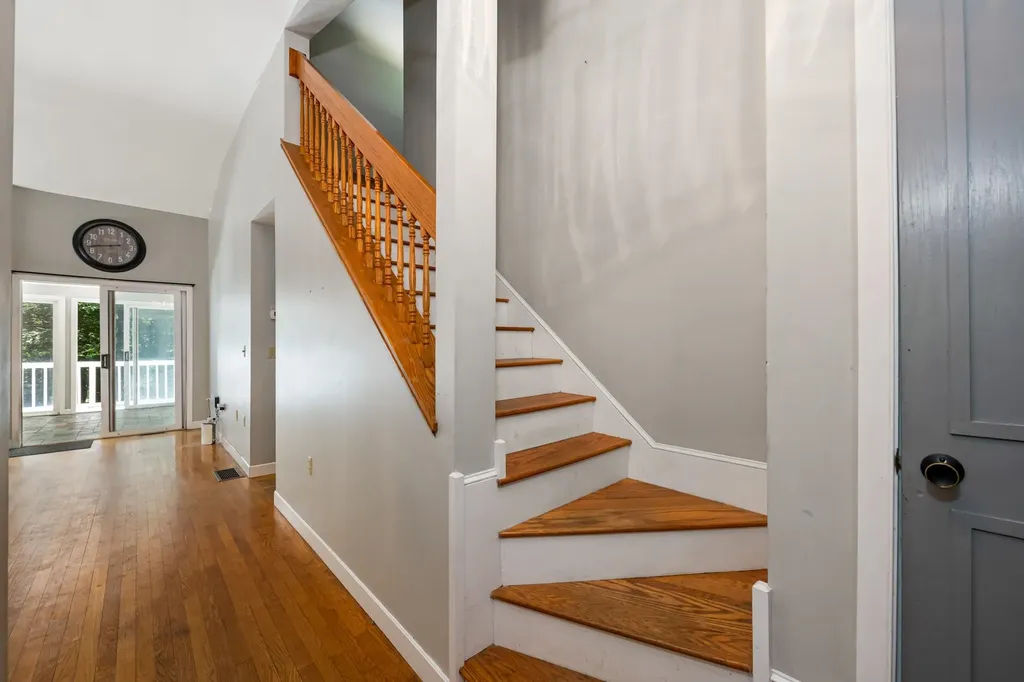 34 Pleasant Hill Road Deerfield NH 03037