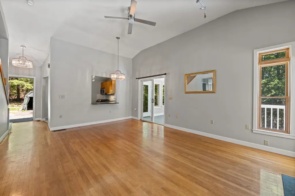 34 Pleasant Hill Road Deerfield NH 03037