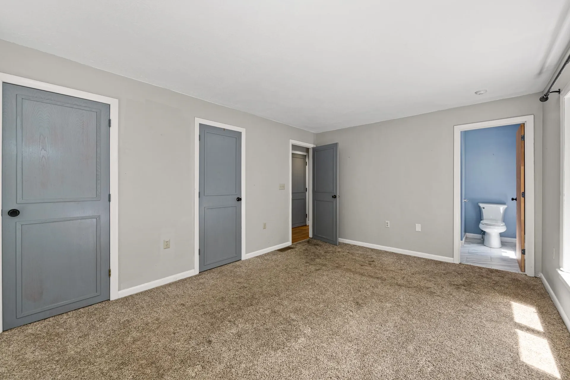 34 Pleasant Hill Road Deerfield NH 03037