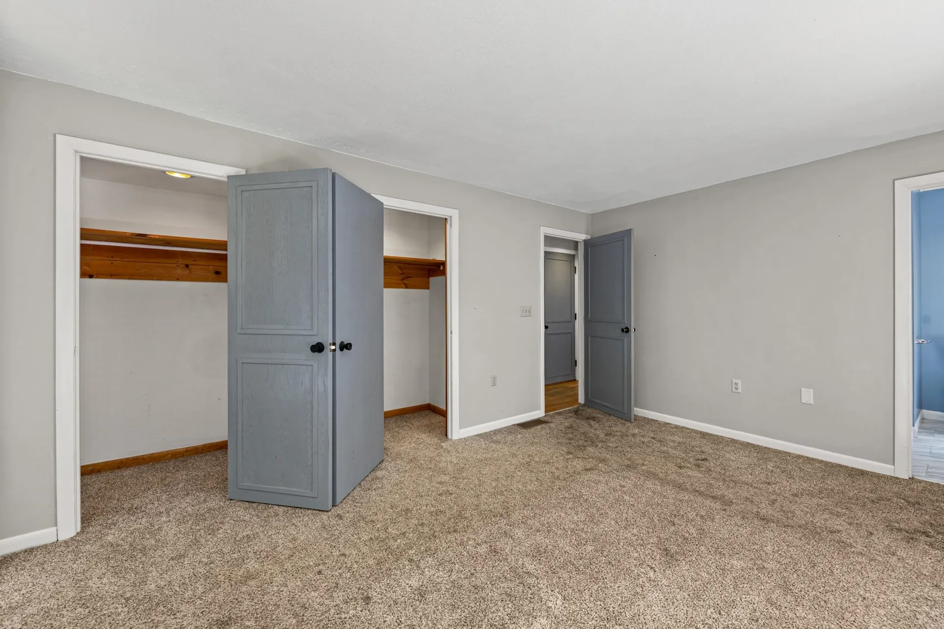 34 Pleasant Hill Road Deerfield NH 03037