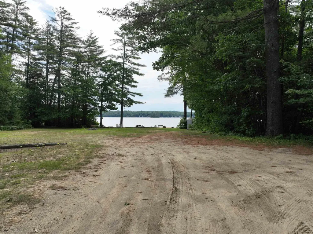 272 Narrows Road Barnstead NH 03225