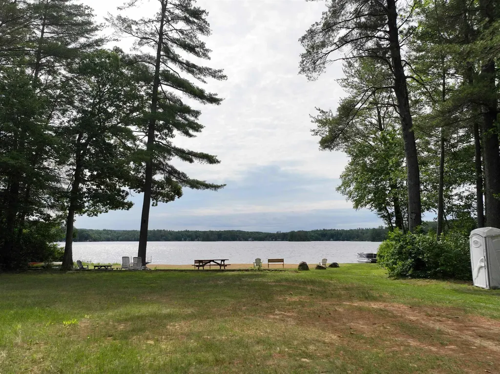 272 Narrows Road Barnstead NH 03225