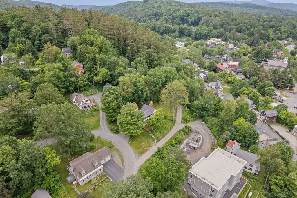 7 Slayton Terrace Woodstock VT 05091