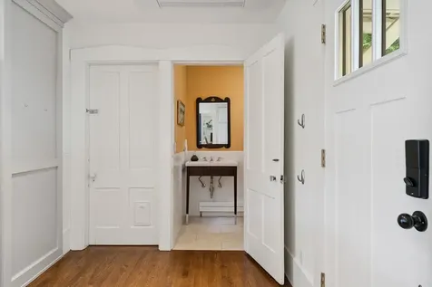 7 Slayton Terrace Woodstock VT 05091