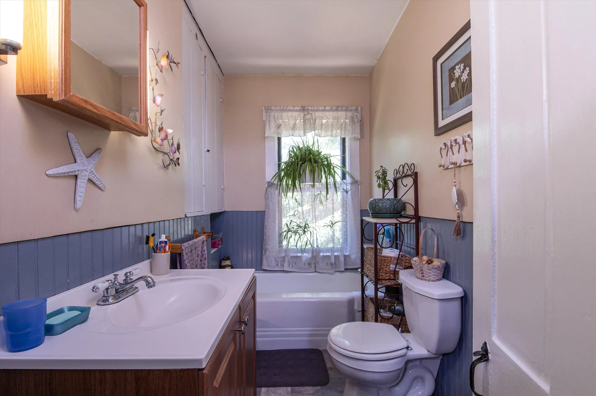 693 Us Route 2b St. Johnsbury VT 05819