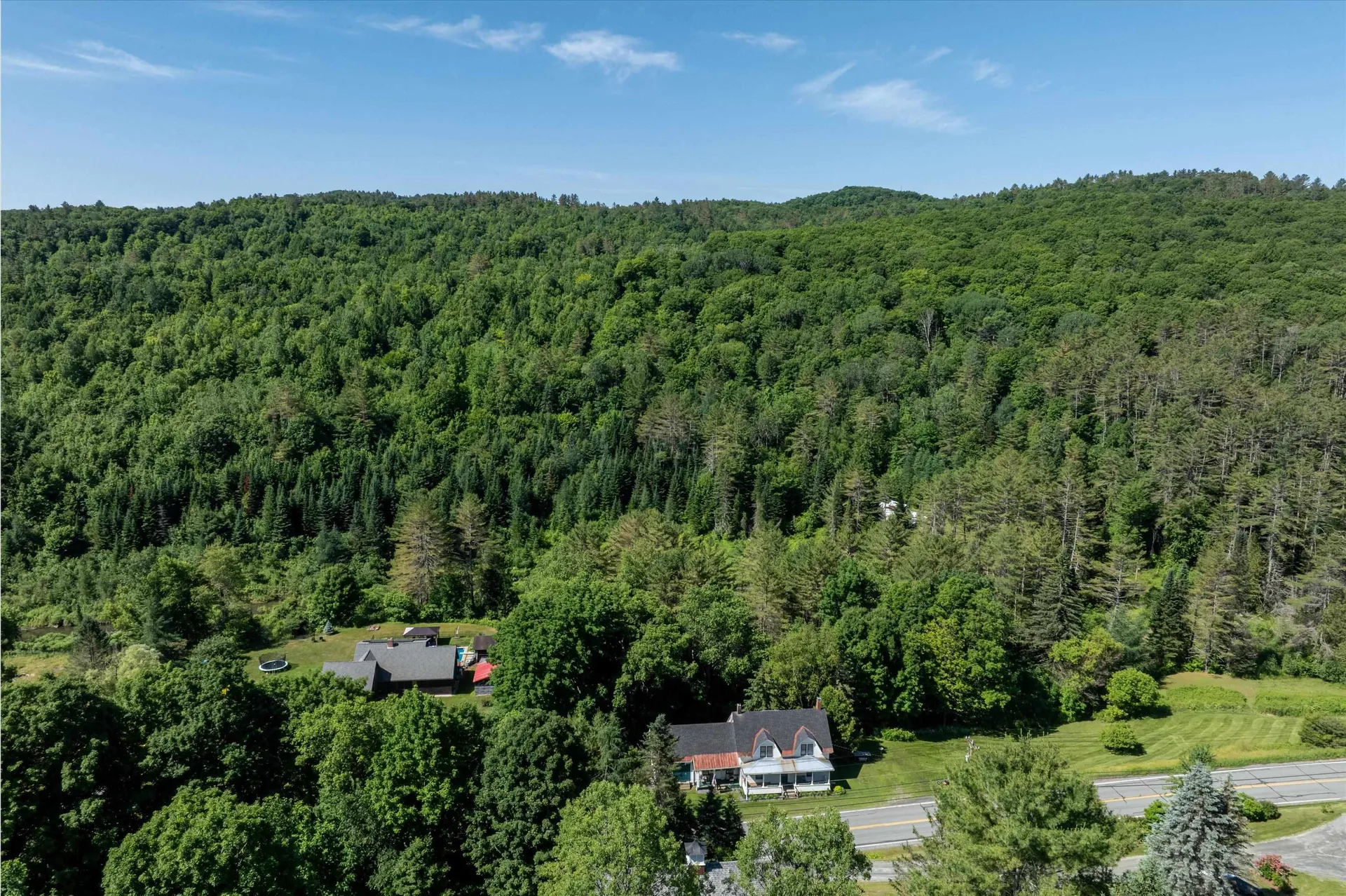 693 Us Route 2b St. Johnsbury VT 05819