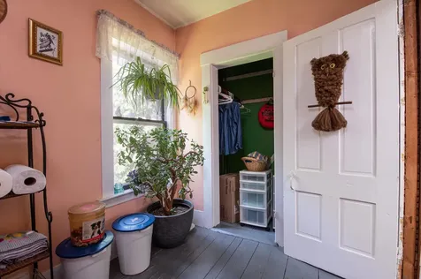 693 Us Route 2b St. Johnsbury VT 05819