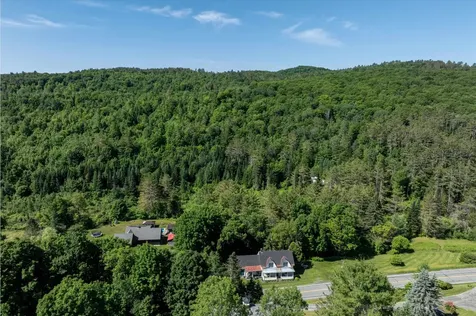 693 Us Route 2b St. Johnsbury VT 05819