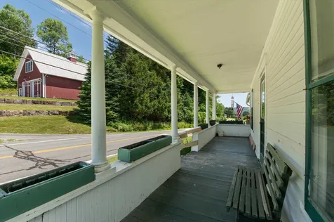 693 Us Route 2b St. Johnsbury VT 05819