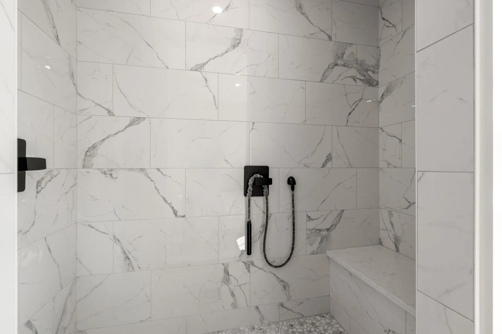 8 Senter Street Salem NH 03079