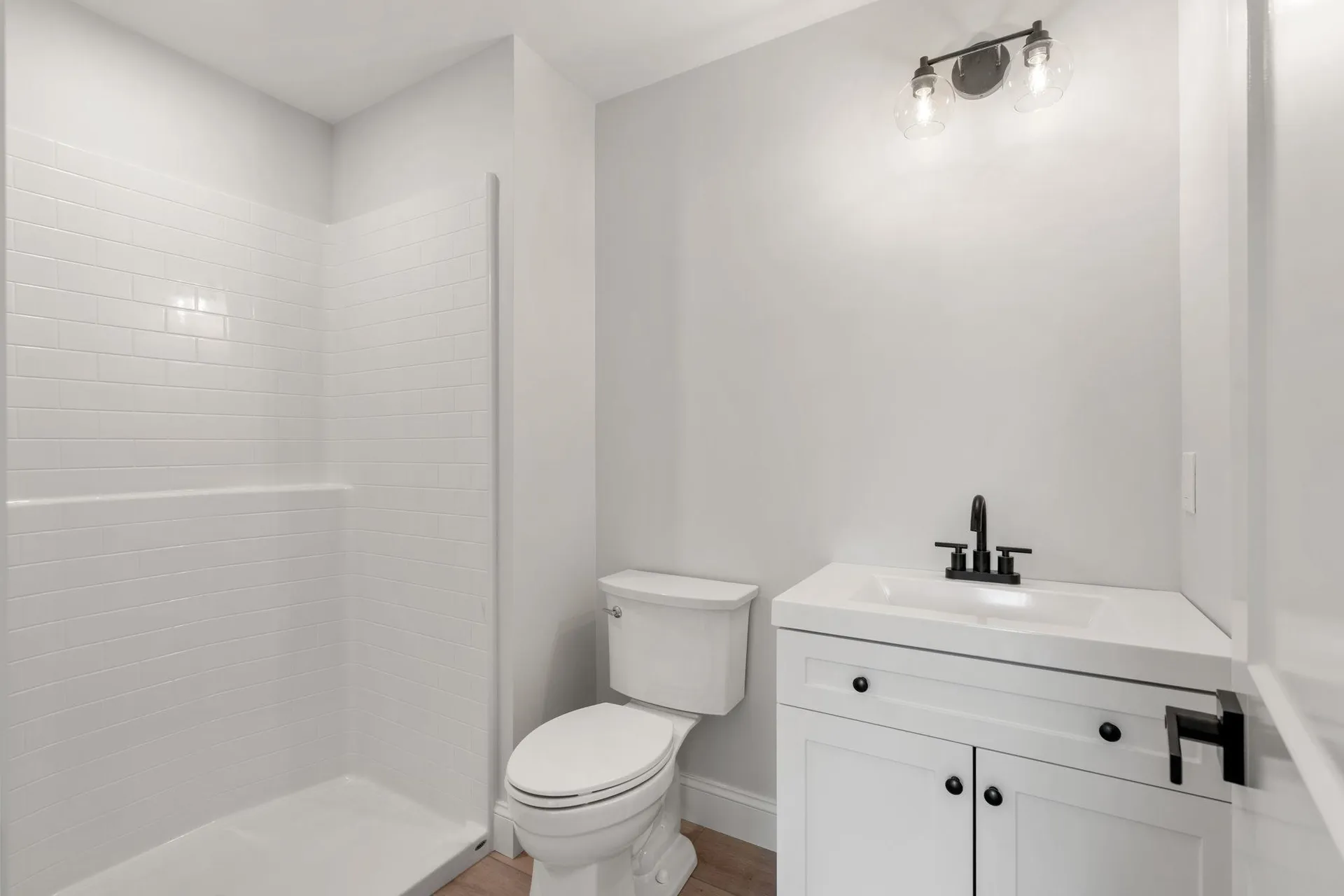 8 Senter Street Salem NH 03079