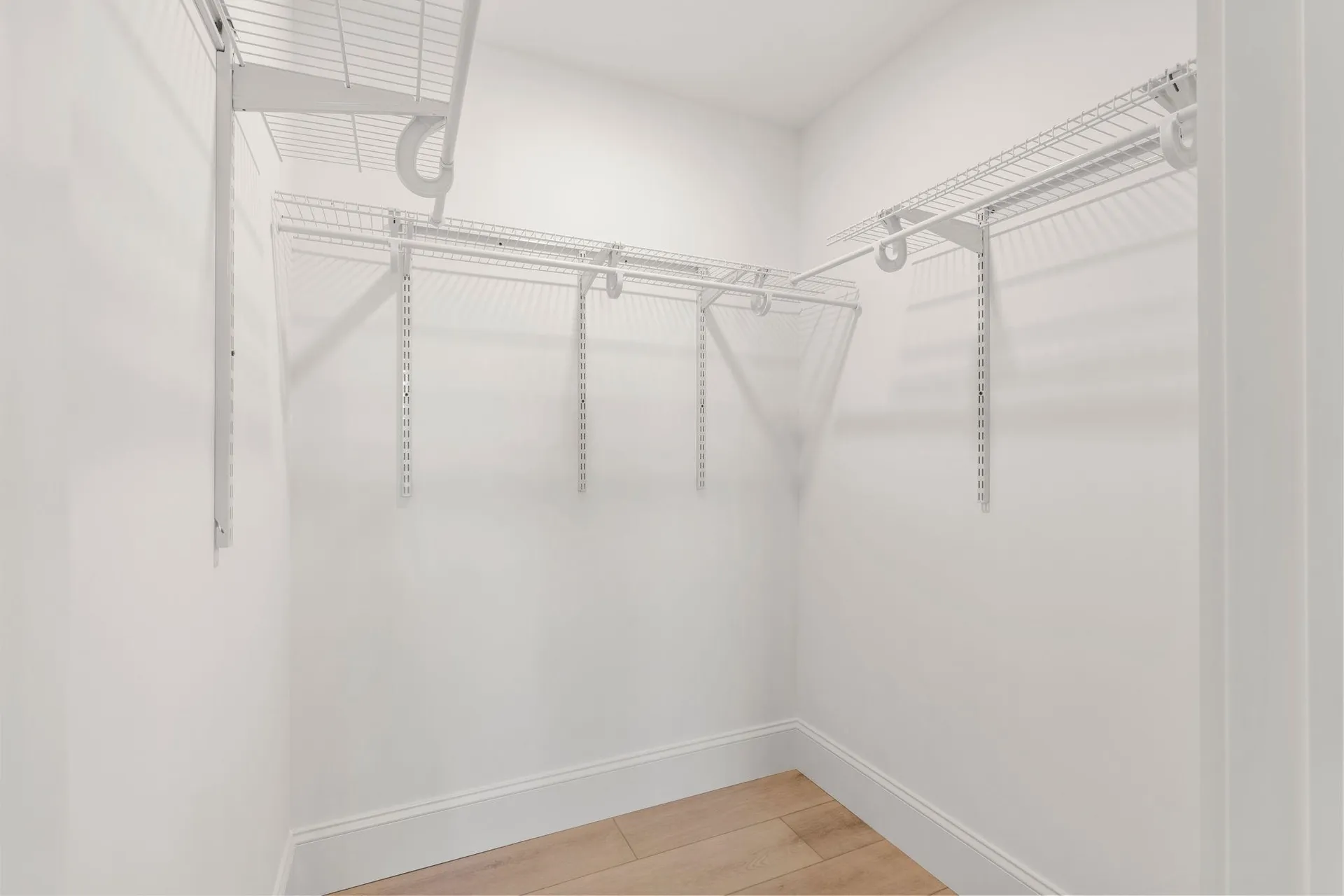 8 Senter Street Salem NH 03079