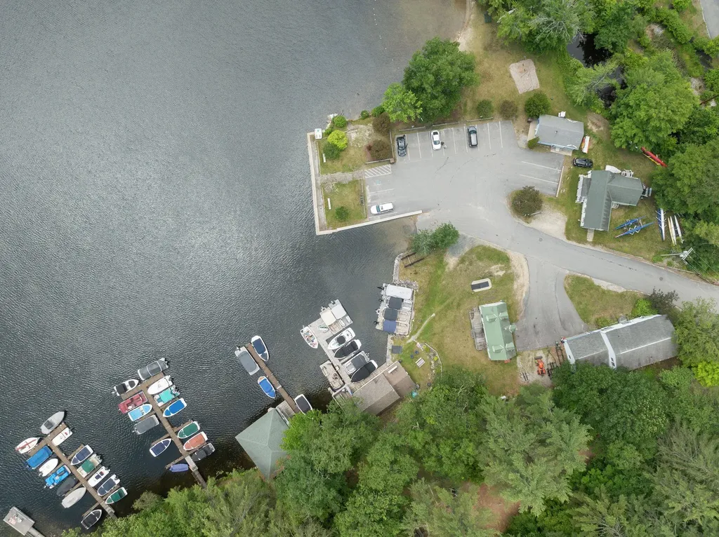 15 Cooper Street Sunapee NH 03782