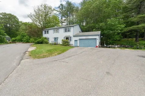 15 Cooper Street Sunapee NH 03782