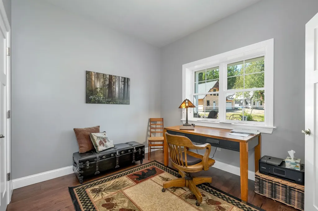 22 Stonehenge Circle Northfield NH 03276